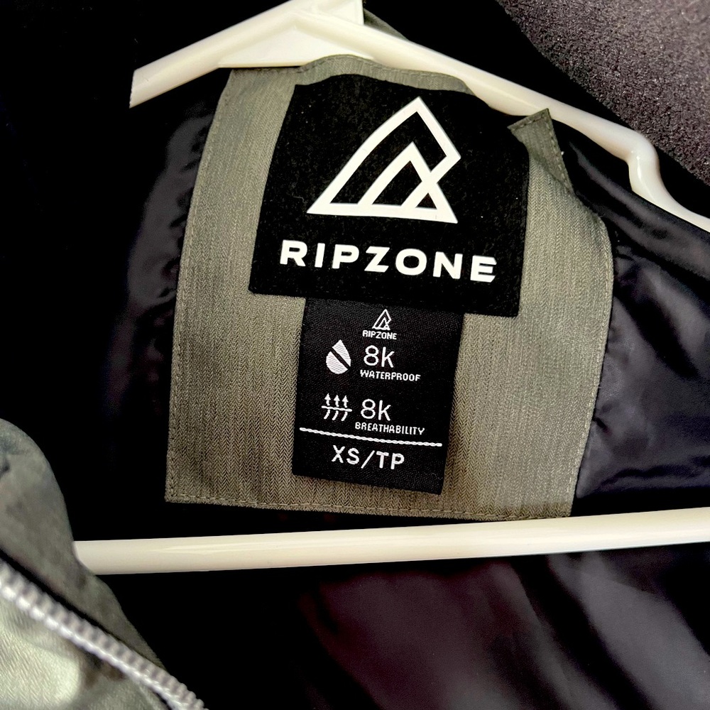 Brand new tags on xs Ripzone winter jacket with